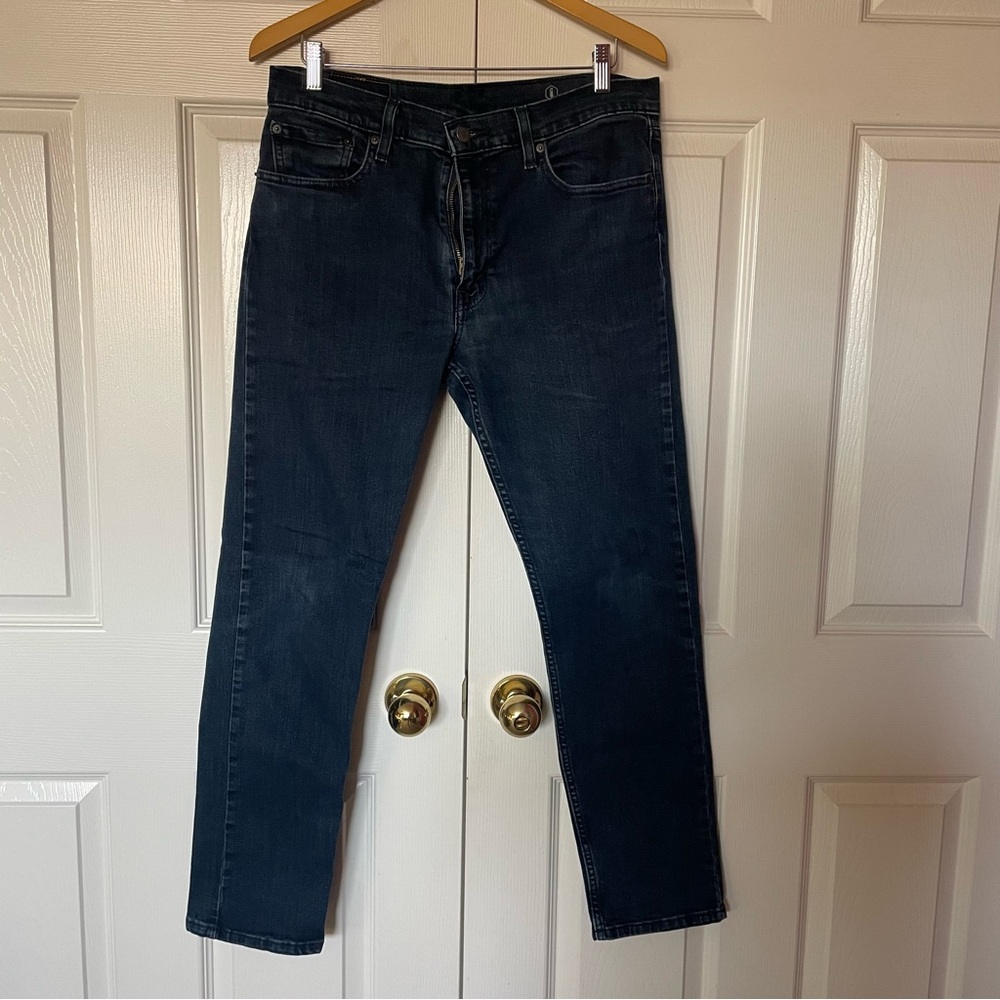 Levi’s 502 all seasons tech jeans